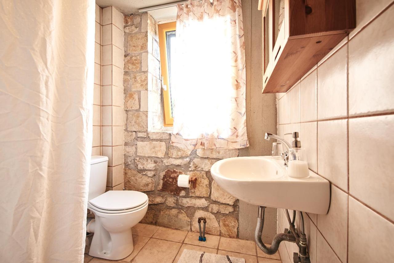 Elisson Hostel Krioneri  Екстер'єр фото