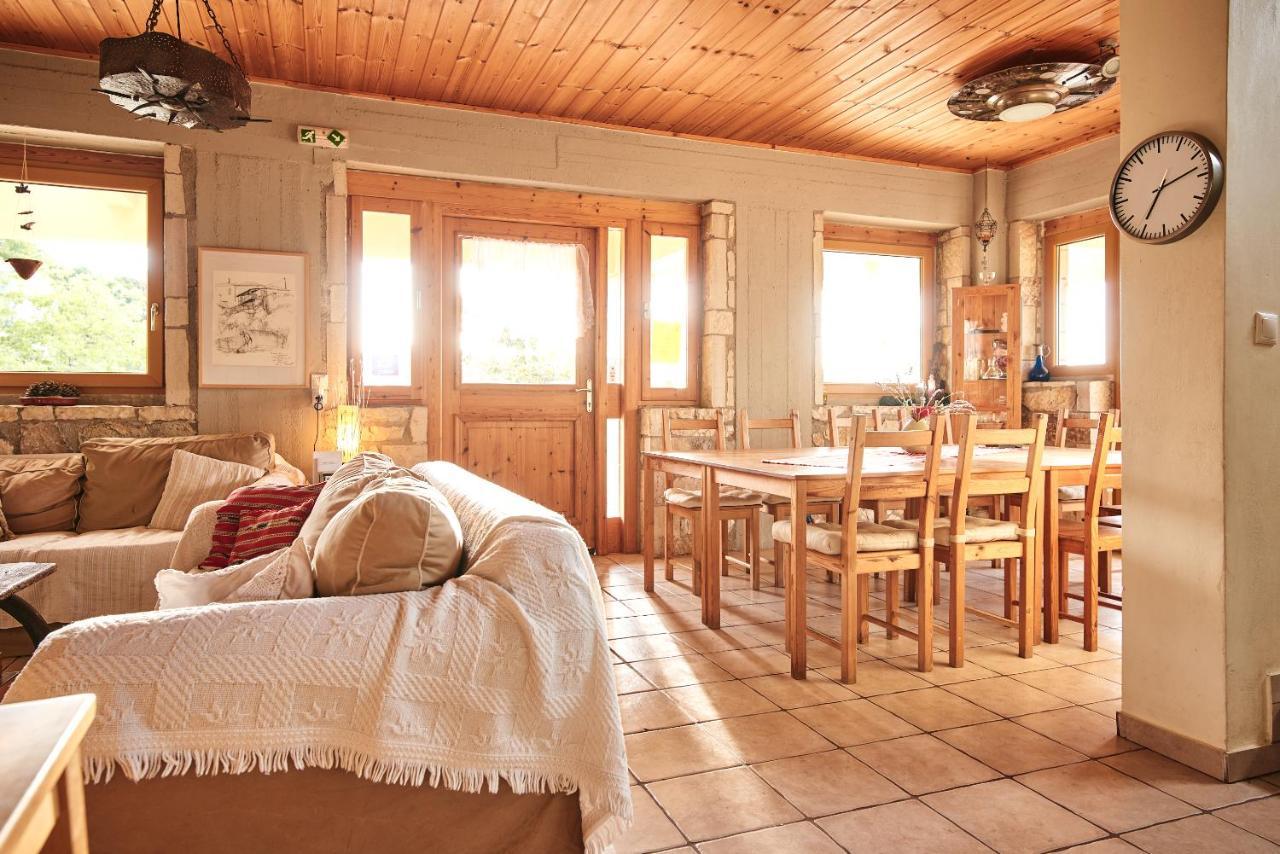 Elisson Hostel Krioneri  Екстер'єр фото