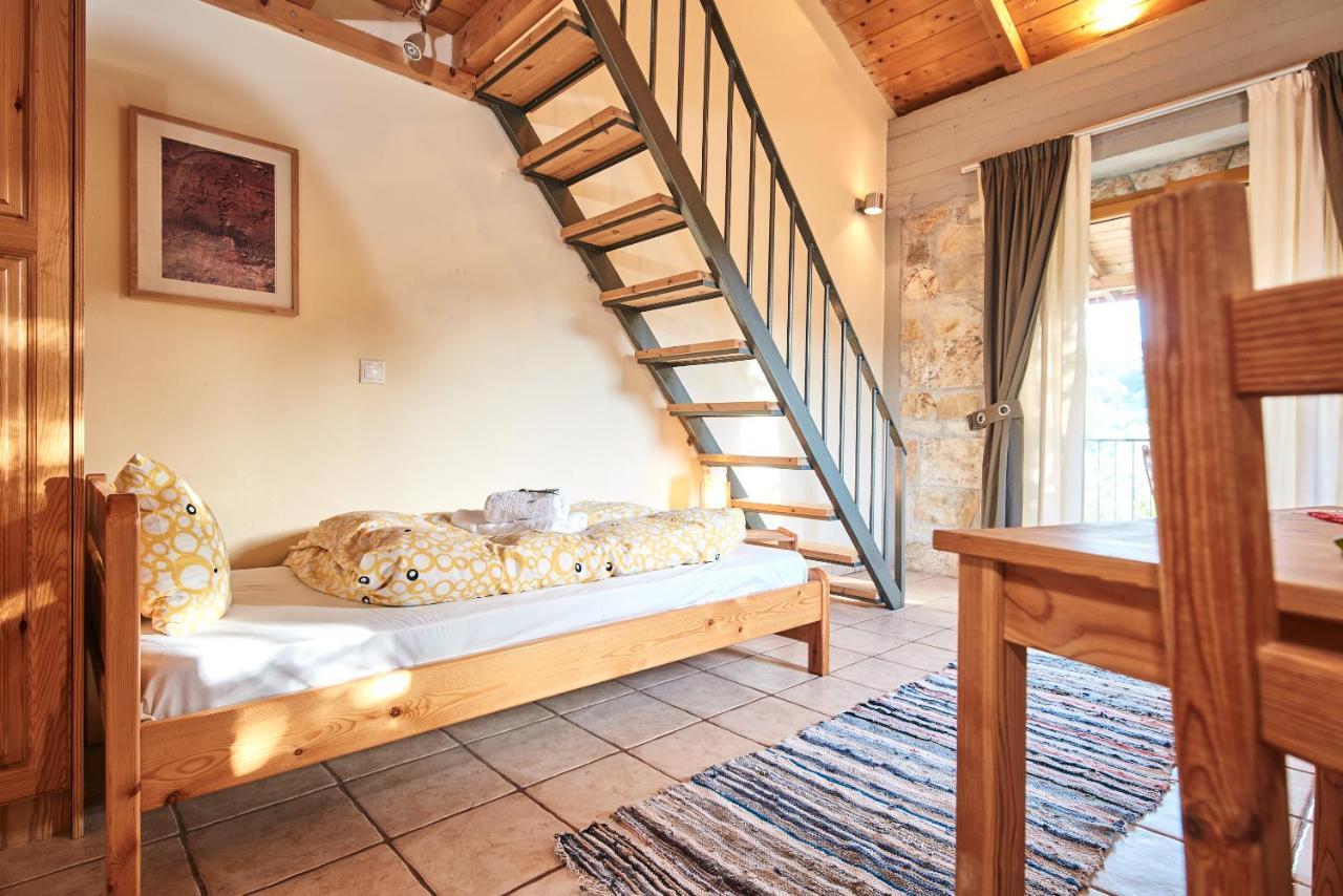 Elisson Hostel Krioneri  Екстер'єр фото
