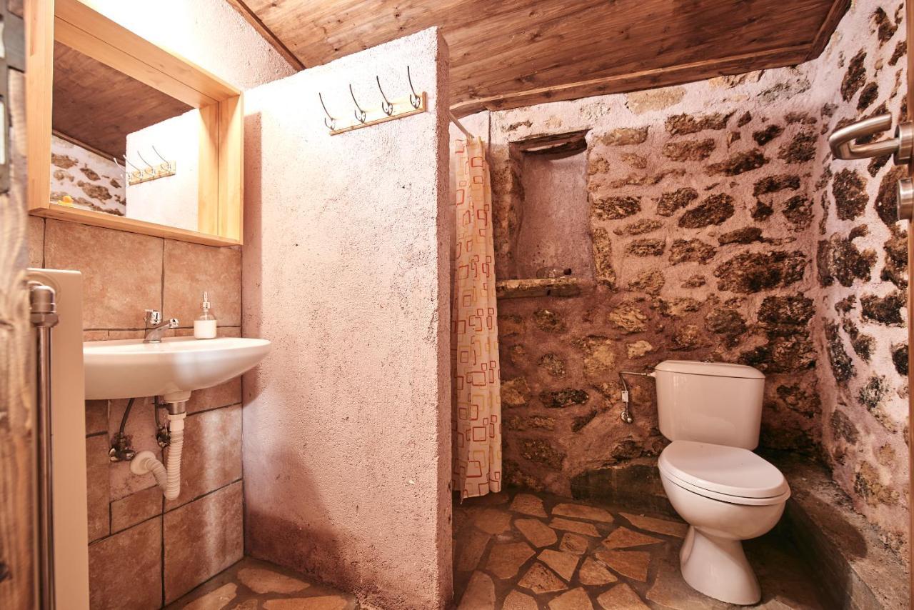Elisson Hostel Krioneri  Екстер'єр фото